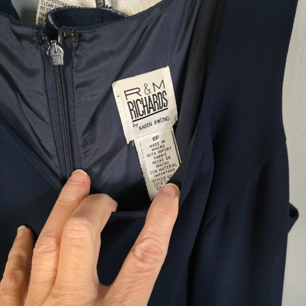 EUC Beautiful R & M Richards Navy Formal/Mother of the Bride Dress (2 piece) - Picture 10 of 12